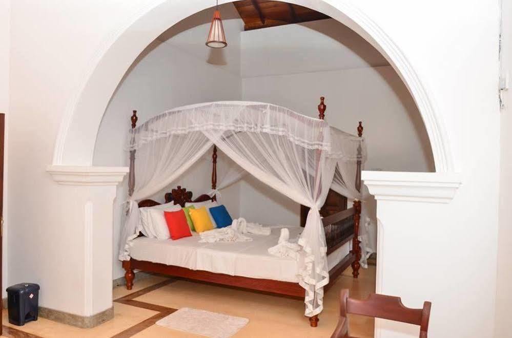 Villa Helvetia كالي المظهر الخارجي الصورة
